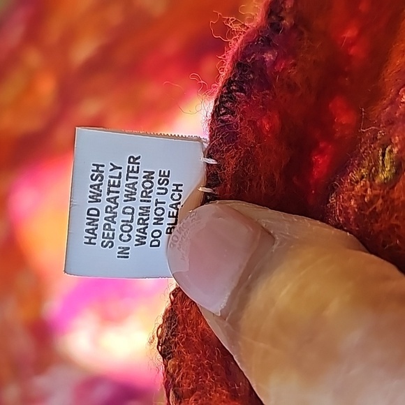 Wool and silk scarf, orange and purple. Soft and lightweight. - Picture 5 of 7